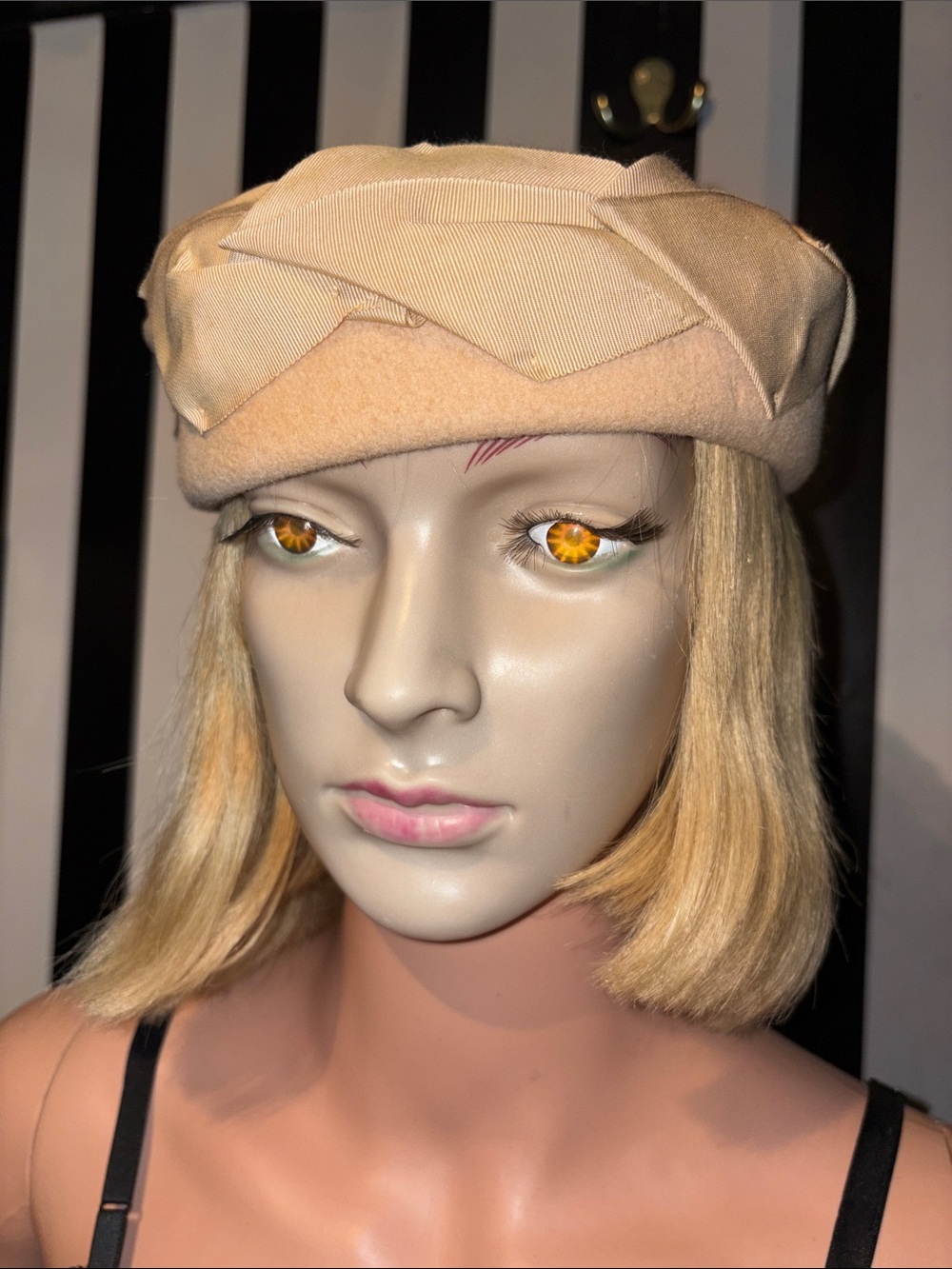 Henry Pollard Ritz New York Vintage Tan 100% Wool Shaped Beret with Ribbon Trim